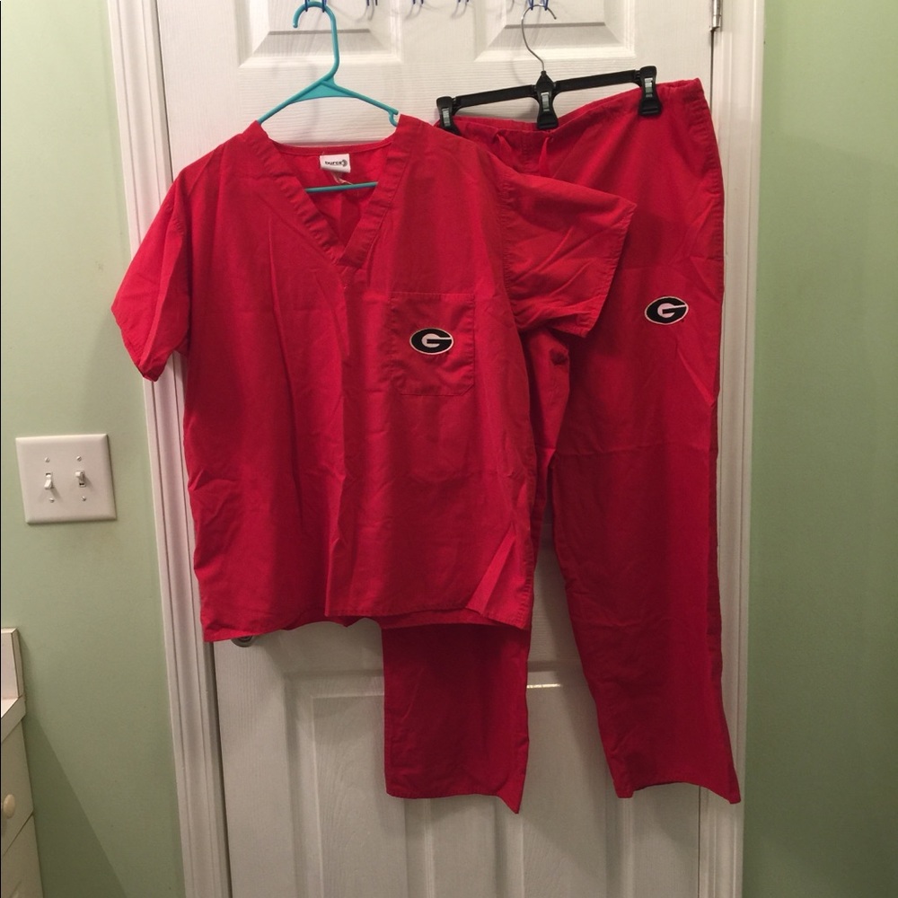 Scrub set with UGA logo size large